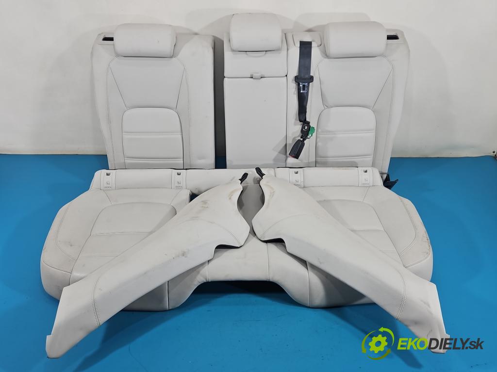 Jaguar F-Pace 16- 2.0d 241KM automatic 177 kW 1999 cm3 5- Pohovka: zadné  (Sedadlo)