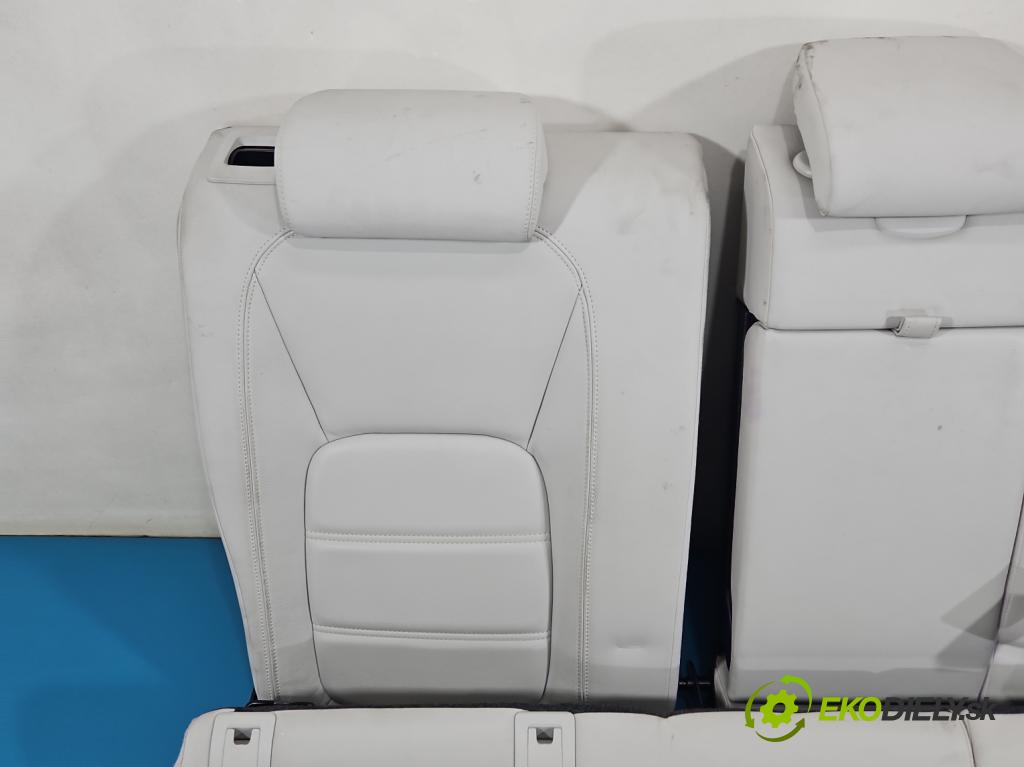 Jaguar F-Pace 16- 2.0d 241KM automatic 177 kW 1999 cm3 5- Pohovka: zadné (Sedadlo)
