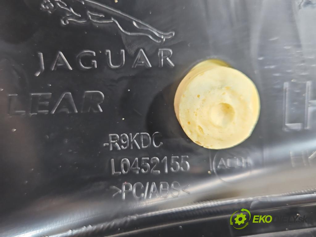 Jaguar F-Pace 16- 2.0d 241KM automatic 177 kW 1999 cm3 5- Pohovka: zadné (Sedadlo)