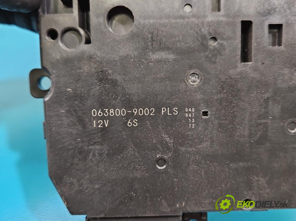 Lexus NX I 2014-2021 2.5 16V 155 hp automatic 114 kW 2494 cm3 5- motorek topení 063800-9002