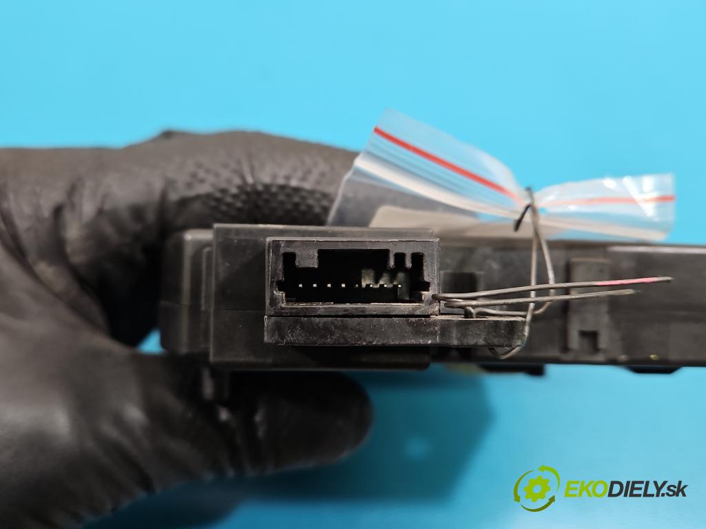 Lexus NX I 2014-2021 2.5 16V 155 hp automatic 114 kW 2494 cm3 5- motorek topení 063800-9002