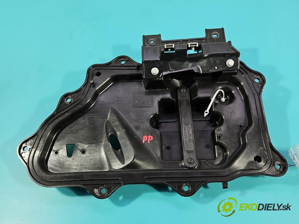 Jaguar F-Pace 16- 2.0d 241KM automatic 177 kW 1999 cm3 5- kryt plastová GX73-21122-A