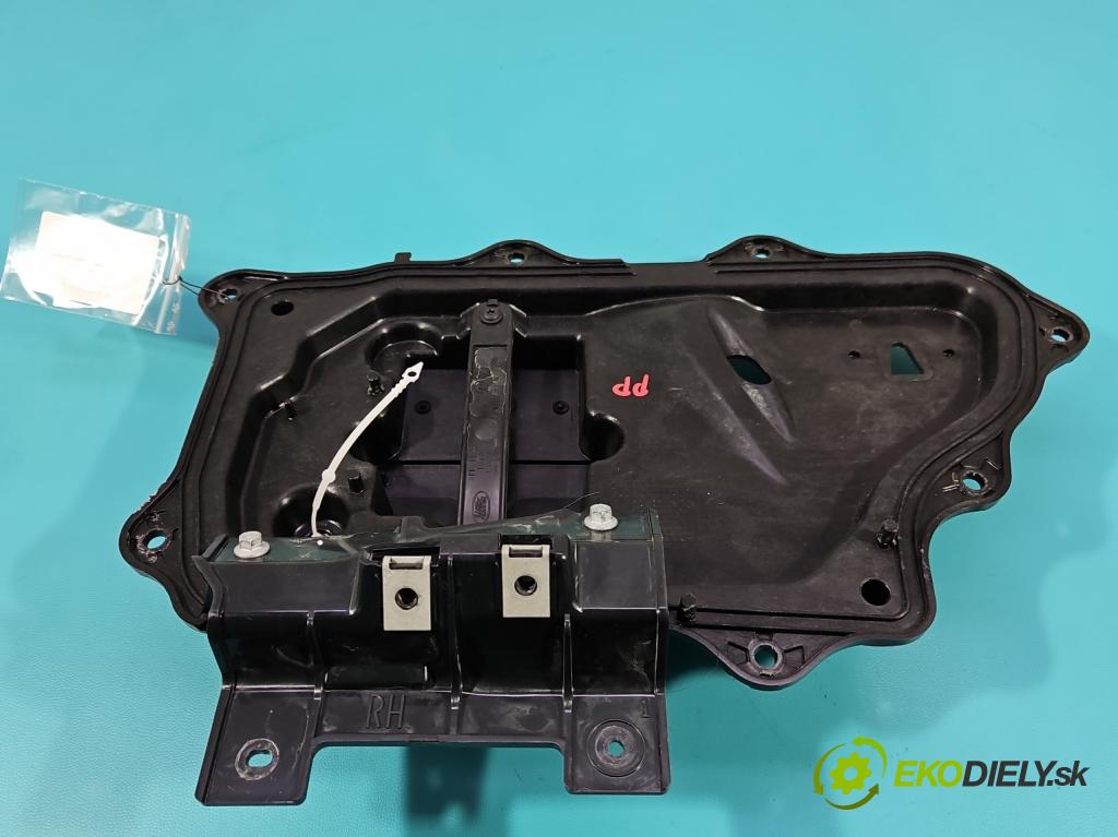 Jaguar F-Pace 16- 2.0d 241KM automatic 177 kW 1999 cm3 5- kryt plastová GX73-21122-A