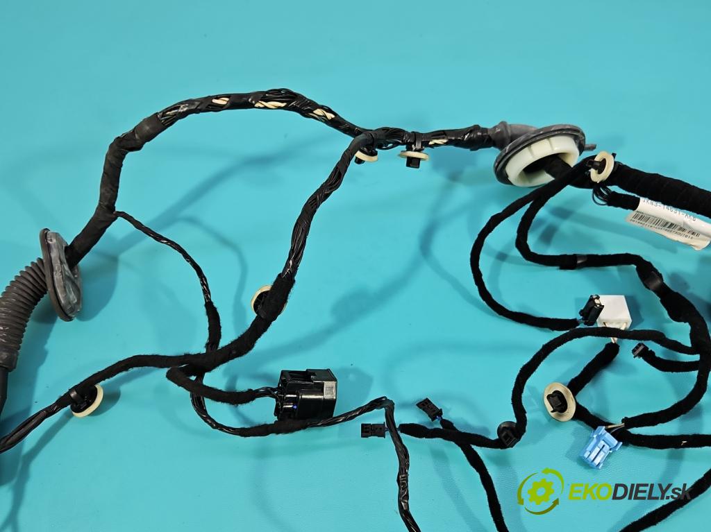 Jaguar F-Pace 16- 2.0d 241KM automatic 177 kW 1999 cm3 5- Zväzok: dvere predné vľavo: JK83-14631-AKB