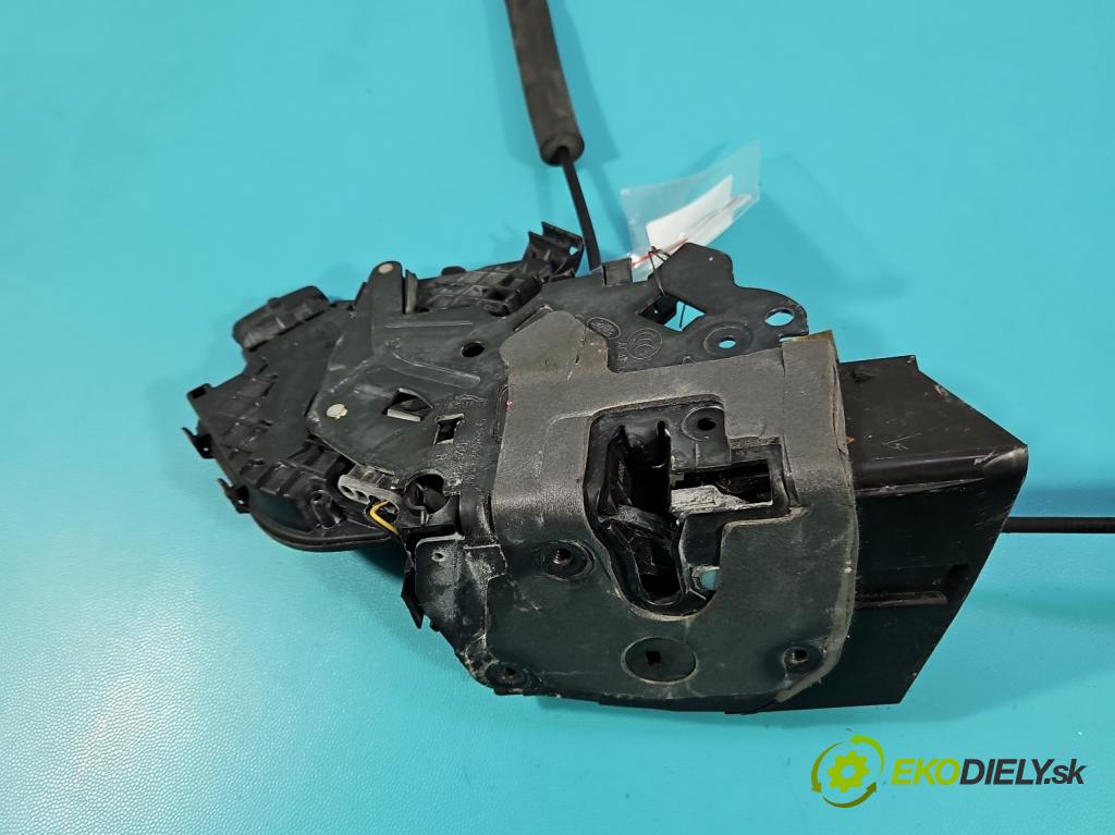 Jaguar F-Pace 16- 2.0d 241KM automatic 177 kW 1999 cm3 5- zámok predné pravý HK83-203A28-JC