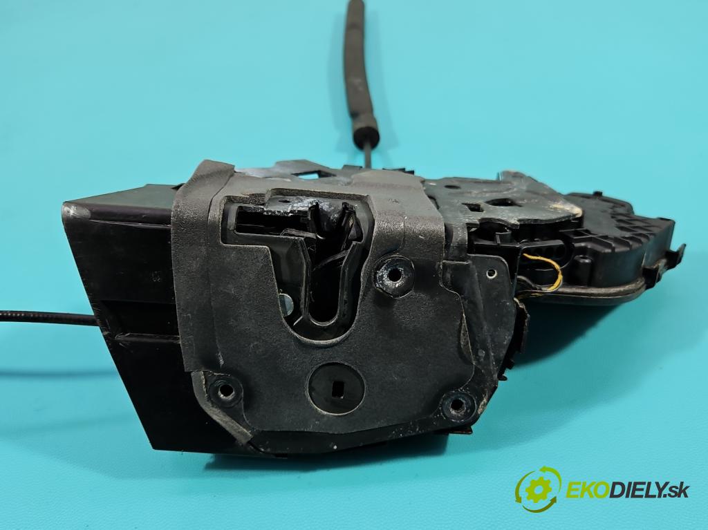 Jaguar F-Pace 16- 2.0d 241KM automatic 177 kW 1999 cm3 5- zámok zadné ľavý HK83-24995-CC