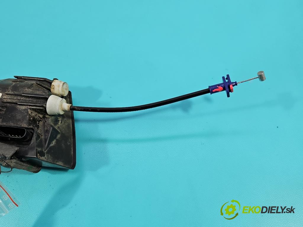 Jaguar F-Pace 16- 2.0d 241KM automatic 177 kW 1999 cm3 5- zámek zadní pravý HK83-24994-CC