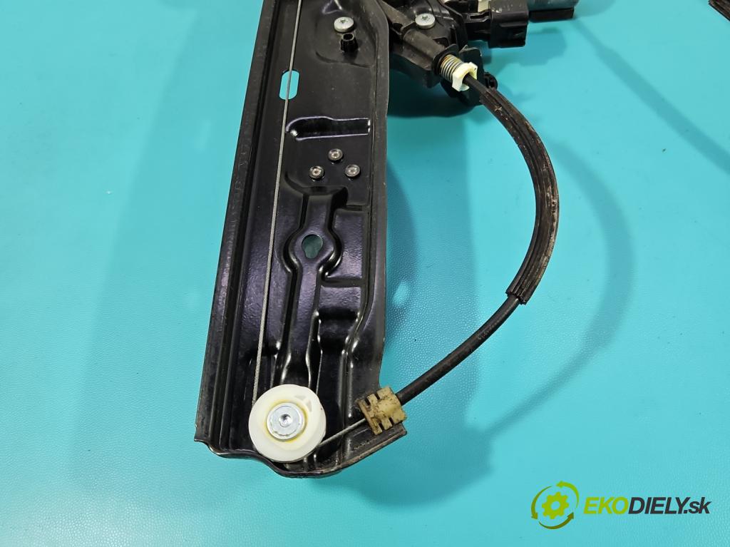 Jaguar F-Pace 16- 2.0d 241KM automatic 177 kW 1999 cm3 5- mechanizmus okna predné ľavý 26028420240907