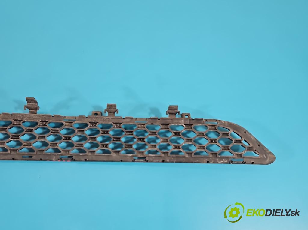 Jaguar F-Pace 16- 2.0d 241KM automatic 177 kW 1999 cm3 5- blenda mriežka: nárazník stredová HK83-17H750-A