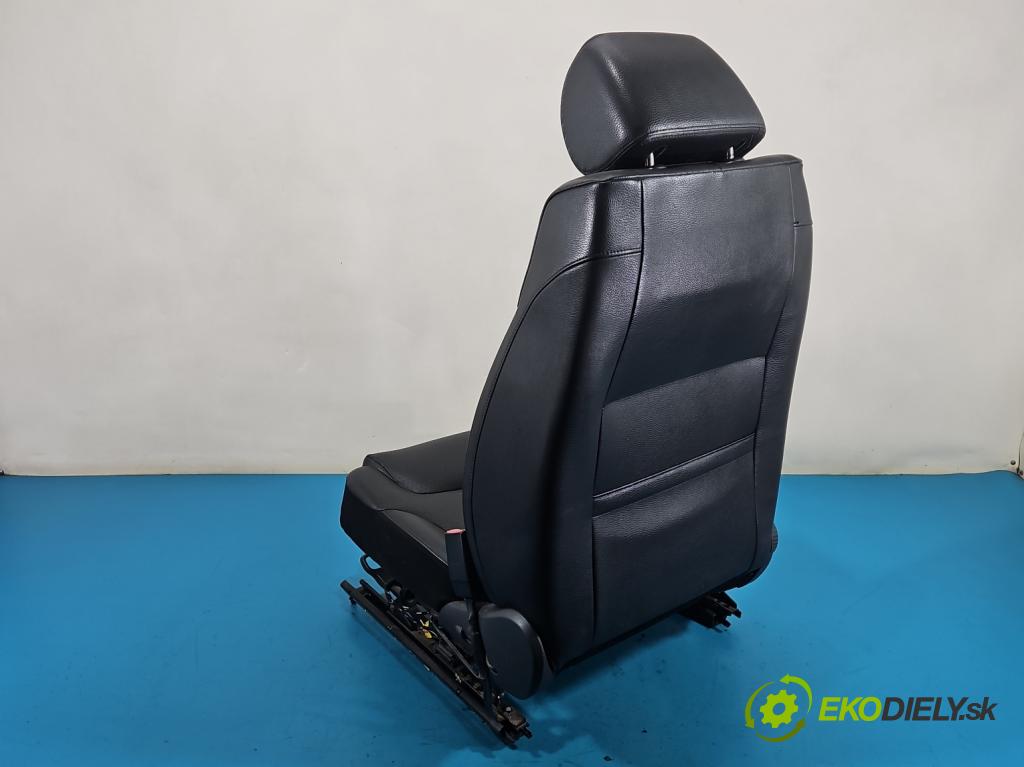 Vw Passat B6 2005-2010 2.0 TFSI 200 HP automatic 147 kW 1984 cm3 5- Sedačka pravý  (Sedadlo)