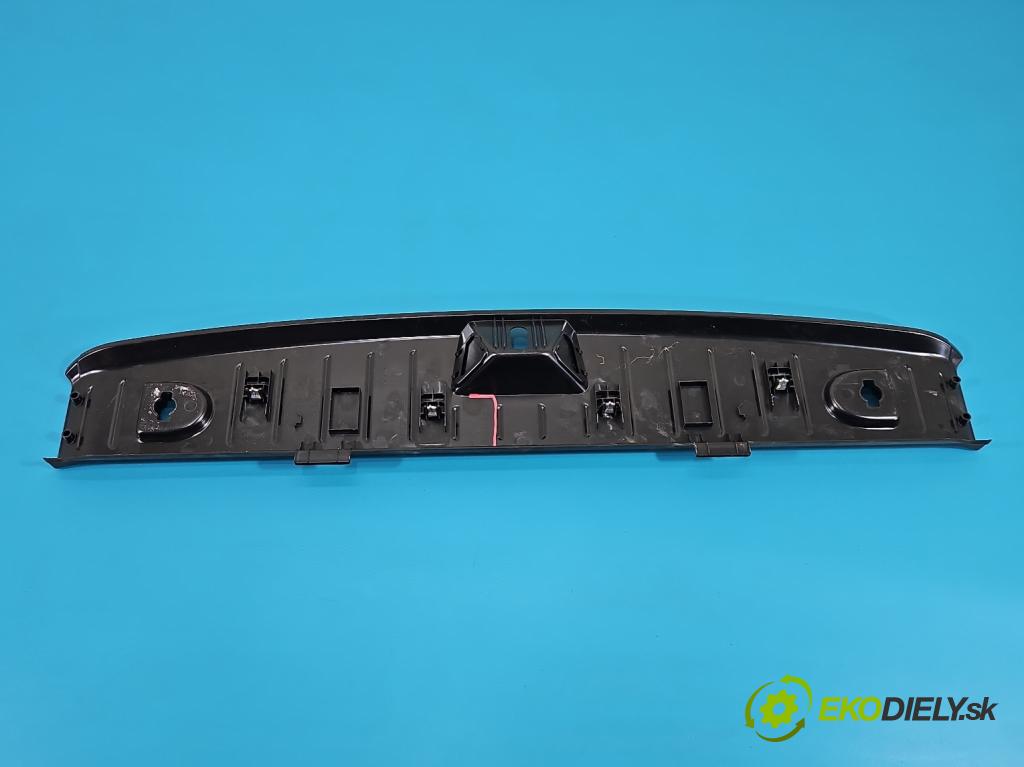 Bmw i3 2013–2022 0.0 elektrický: 170 hp automatic 125 kW 1 cm3 5- kryt plastová 7272383