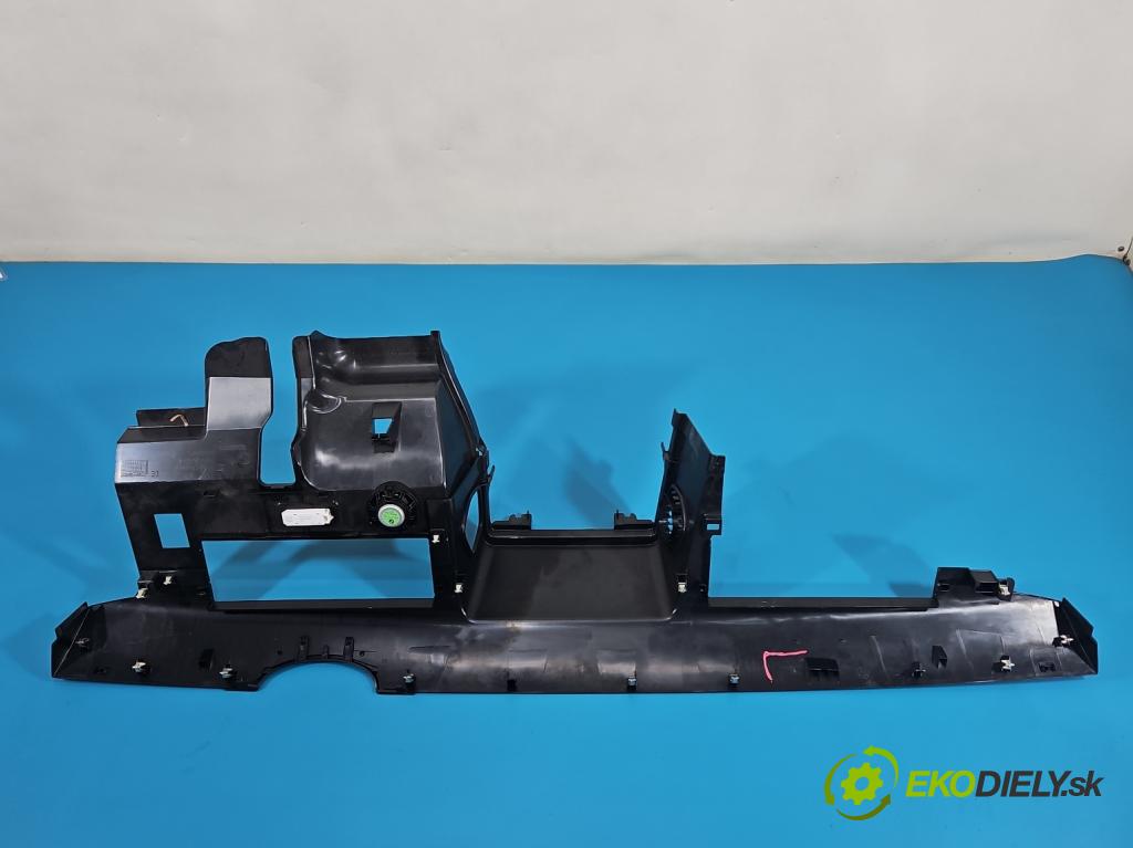 Bmw i3 2013–2022 0.0 elektrický: 170 hp automatic 125 kW 1 cm3 5- kryt plastová 9283030