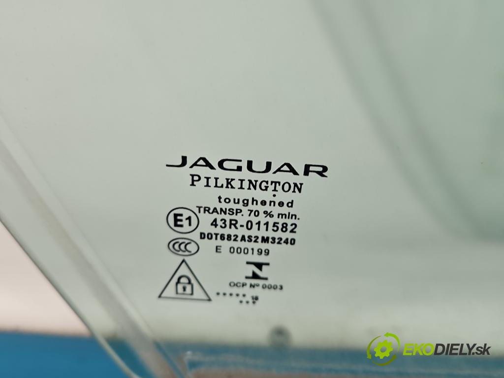 Jaguar F-Pace 16- 2.0d 241KM automatic 177 kW 1999 cm3 5- sklo dvere predné pravé