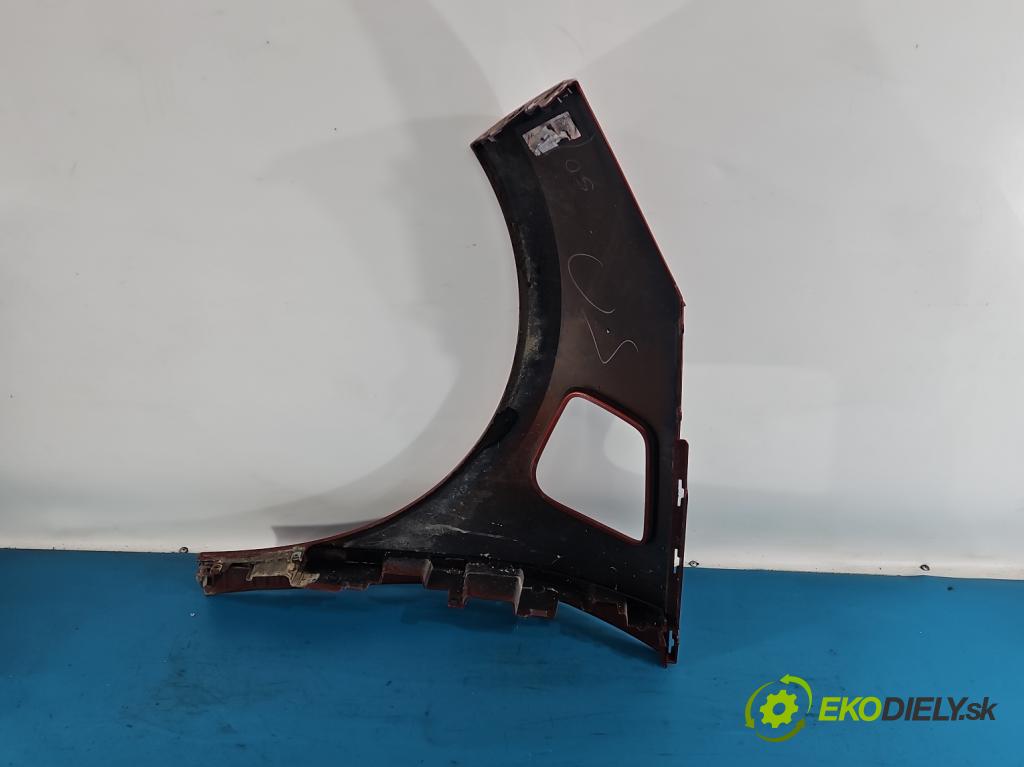 Bmw i3 2013–2022 0.0 elektrický: 170 HP automatic 125 kW 1 cm3 5- blatník predné pravý  (Kľučka dverí ostatné)