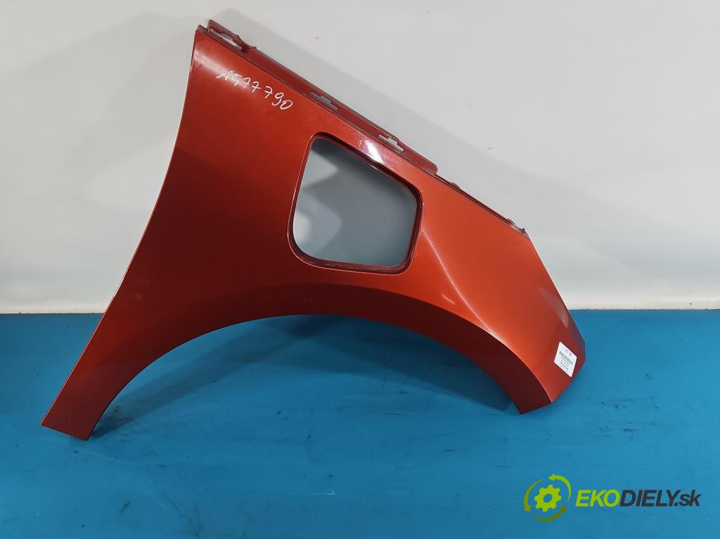 Bmw i3 2013–2022 0.0 elektrický: 170 hp automatic 125 kW 1 cm3 5- blatnik přední pravý  (Klika dveří ostatní)