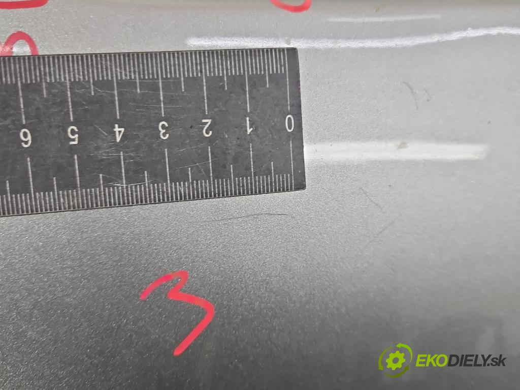 Toyota Yaris I 1999-2005 1.0 vvti 65 hp manual 48 kW 998 cm3 5- kapota přední