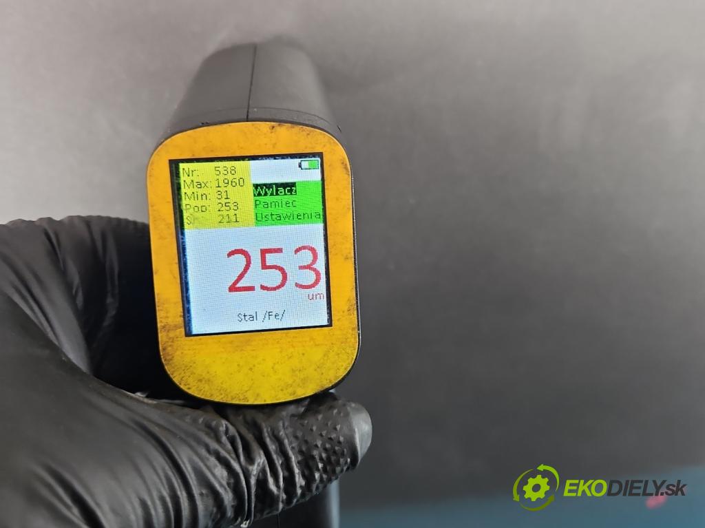 Toyota Yaris I 1999-2005 1.0 vvti 65 hp manual 48 kW 998 cm3 5- kapota přední