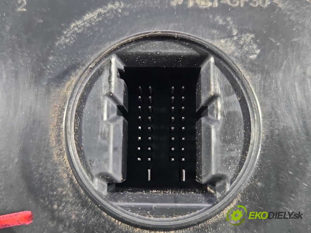 Bmw i3 2013–2022 0.0 elektrický: 170 hp automatic 125 kW 1 cm3 5- modul lampy: 7408892