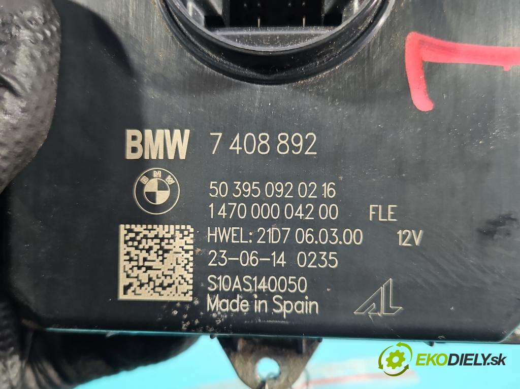 Bmw i3 2013–2022 0.0 elektrický: 170 hp automatic 125 kW 1 cm3 5- modul lampy: 7408892