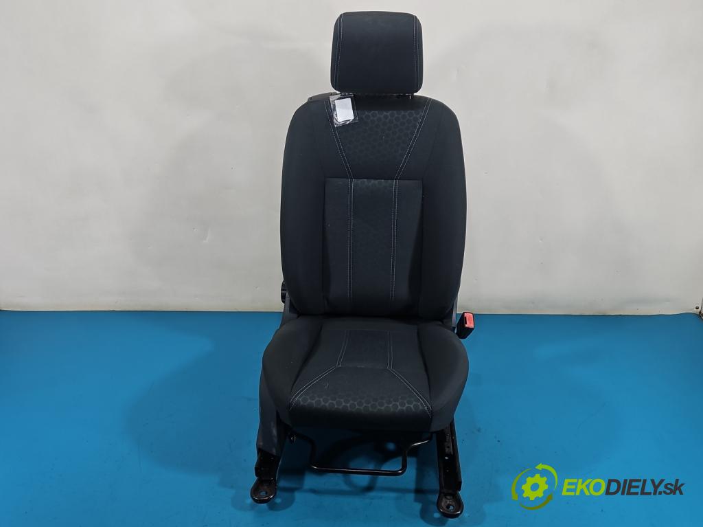 Ford Fiesta Mk7 2008-2017 1.2 16V 82 HP manual 60 kW 1242 cm3 3- Sedačka pravý  (Sedadlo)