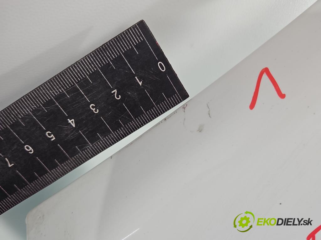 Dacia Dokker 2012- 1.5 dci 95 hp manual 70 kW 1461 cm3 5- blatnik přední levý  (Levý přední blatník)