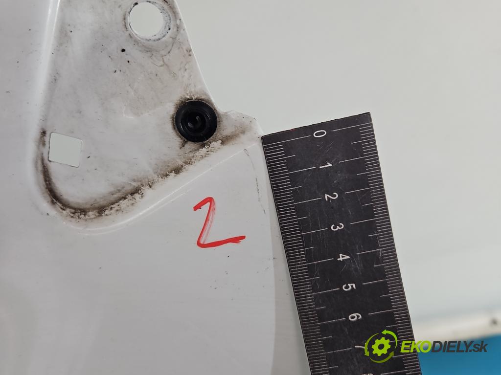 Dacia Dokker 2012- 1.5 dci 95 hp manual 70 kW 1461 cm3 5- blatnik přední levý  (Levý přední blatník)