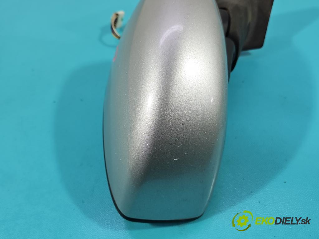 Fiat Idea 1.4 16V 95 hp manual 70 kW 1368 cm3 5- zpětné zrcátko pravé  (Klika dveří ostatní)