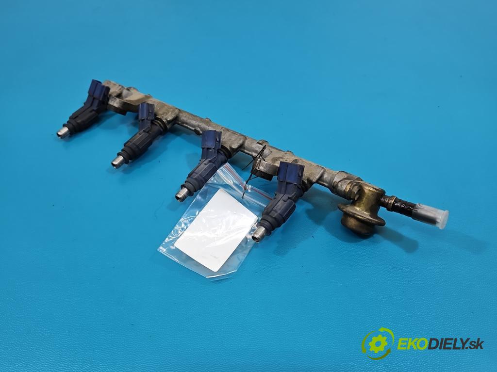 Toyota Yaris I 1999-2005 1.0 vvti 65 HP manual 48 kW 998 cm3 5- vstrek 0280156067 (Vstrekovač paliva)