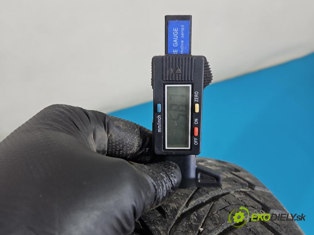 Toyota Yaris I 1999-2005 1.0 vvti 65 hp manual 48 kW 998 cm3 5- pneumatiky: celoročné para