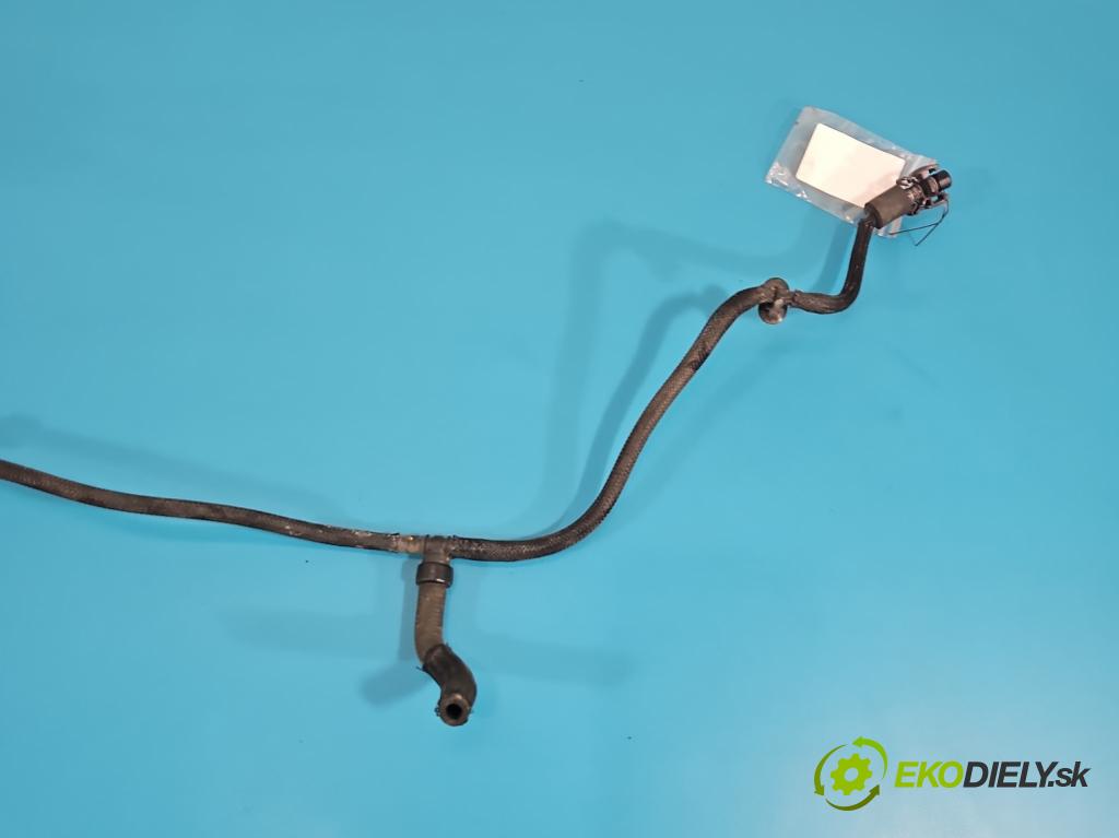 Dacia Dokker 2012- 1.5 dci 95 hp manual 70 kW 1461 cm3 5- trubka systému chłodzenia