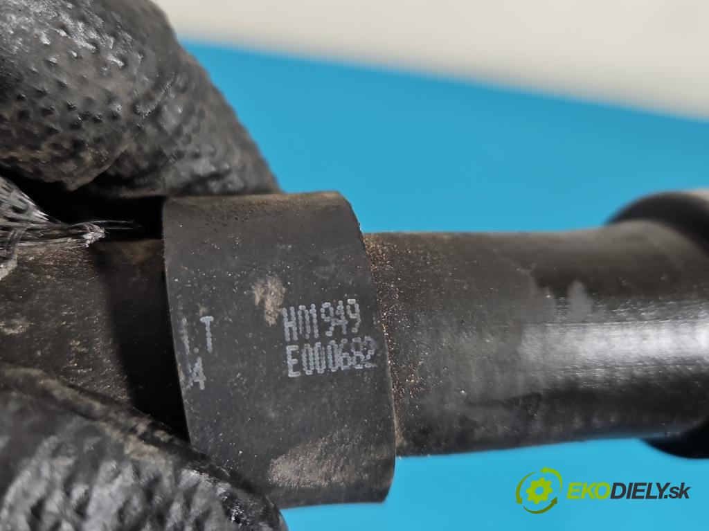 Dacia Dokker 2012- 1.5 dci 95 hp manual 70 kW 1461 cm3 5- trubka systému chłodzenia