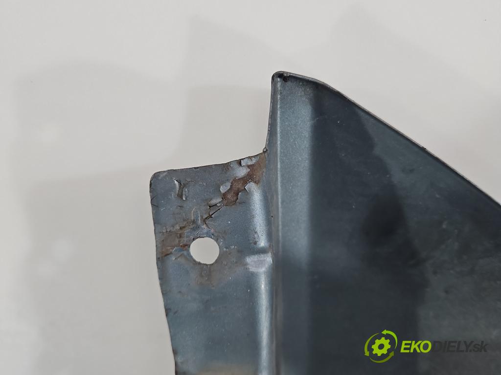 Hyundai Tucson I 2004-2009 2.0 16V XD20: 141 HP  104 kW 1975 cm3 5- blatník predné pravý  (Kľučka dverí ostatné)