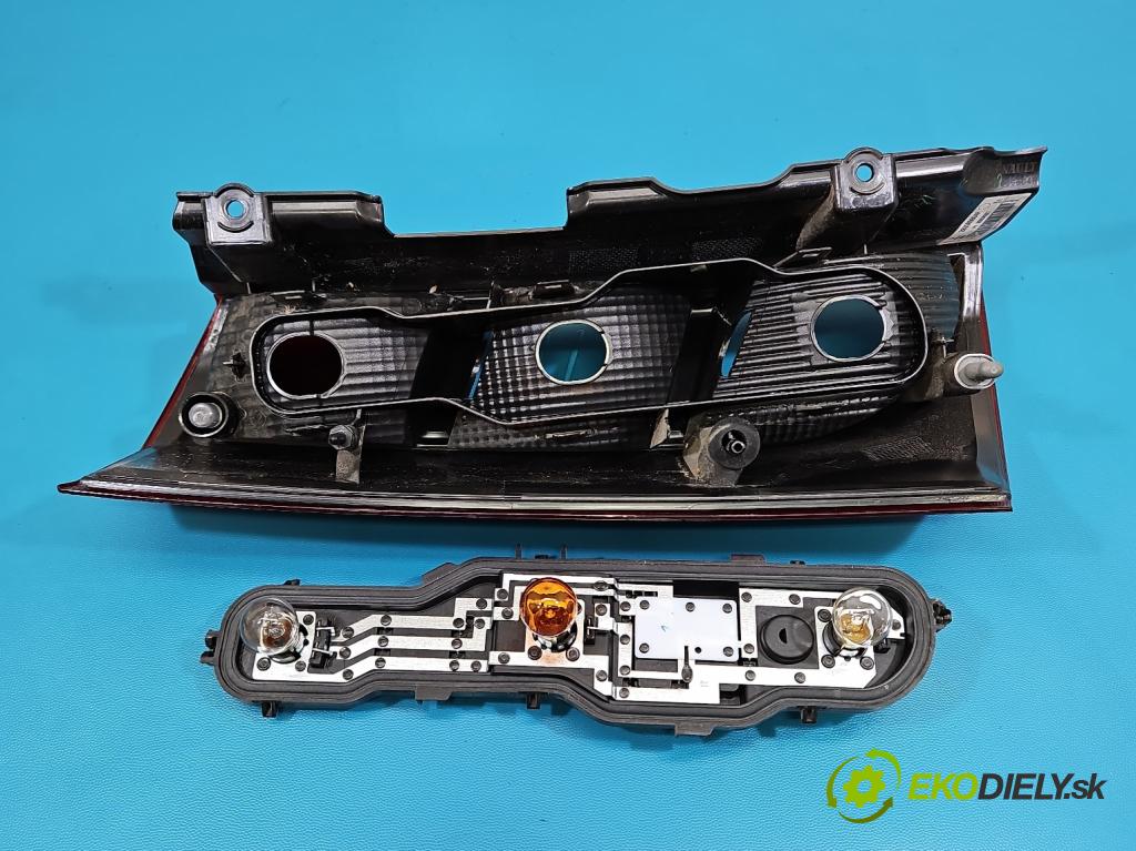 Dacia Dokker 2012- 1.5 dci 95 HP manual 70 kW 1461 cm3 5- svetlo / reflektor zadné pravé 265509604R (Kľučka dverí ostatné)