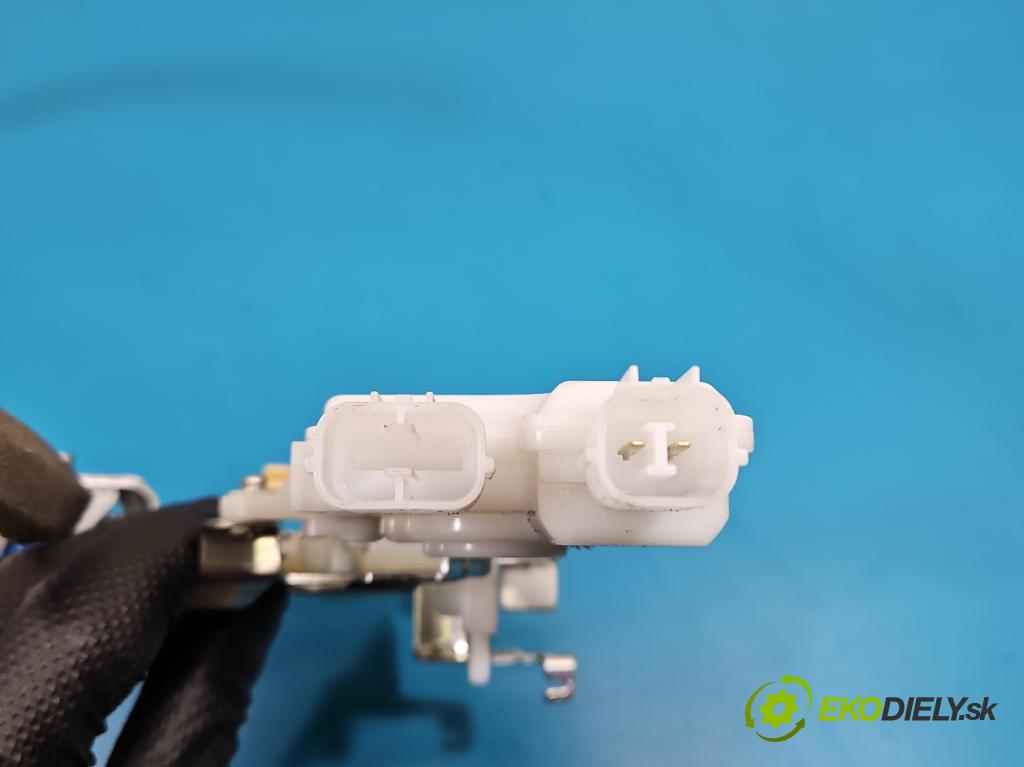 Dacia Dokker 2012- 1.5 dci 95 HP manual 70 kW 1461 cm3 5- zámok zadné ľavý