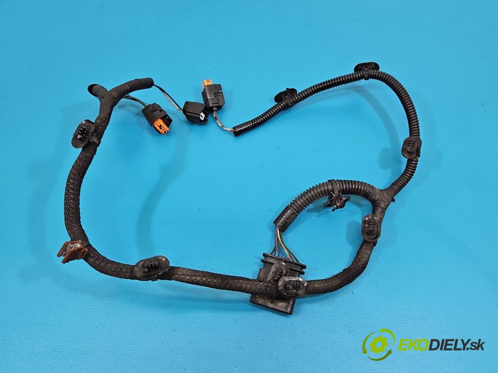 Dacia Dokker 2012- 1.5 dci 95 HP manual 70 kW 1461 cm3 5- Zväzok: motora 242594353R