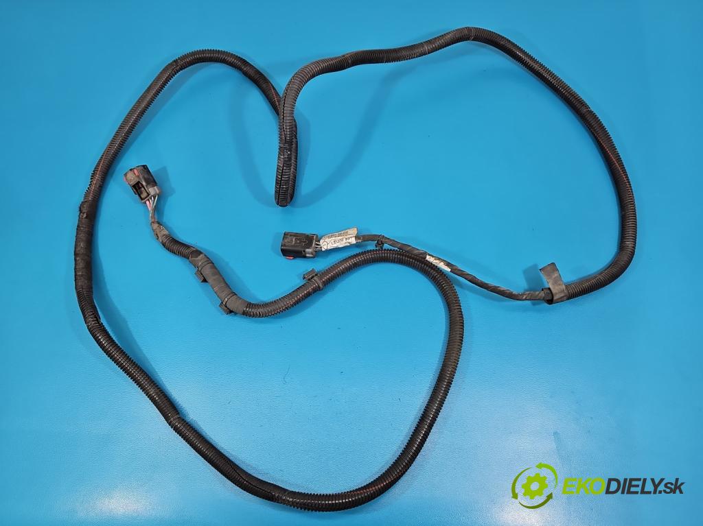 Dacia Dokker 2012- 1.5 dci 95 HP manual 70 kW 1461 cm3 5- Zväzok: ostatné 240750994R