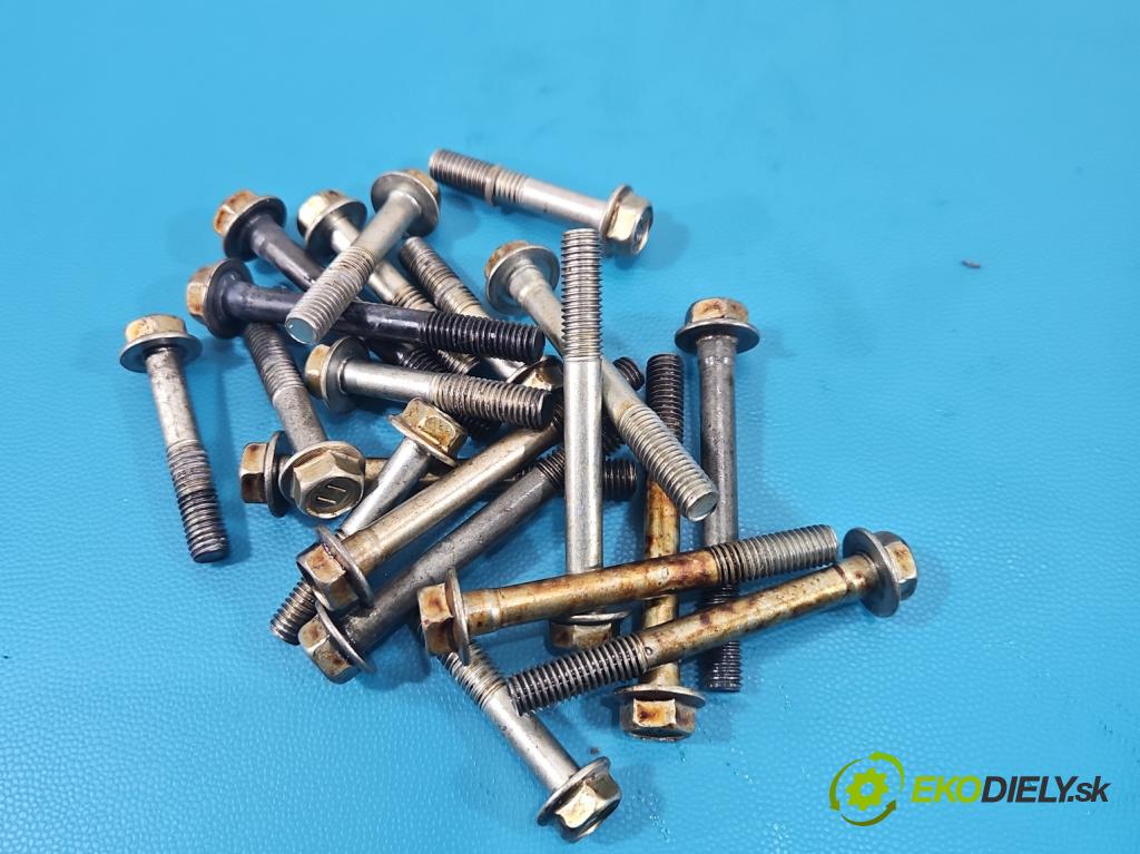 Lexus NX I 2014-2021 2.5 16V 155 HP automatic 114 kW 2494 cm3 5- Základ: ďalšie: