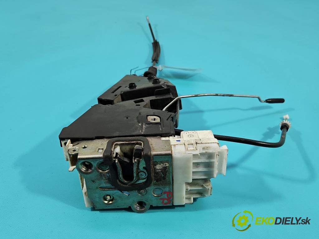 Mercedes A W169 2004-2012 2.0 cdi 109 HP manual 80 kW 1992 cm3 5- zámok predné pravý 1697202835