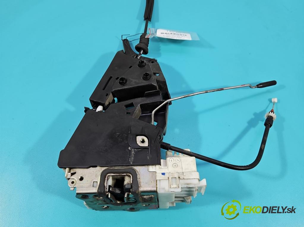 Mercedes A W169 2004-2012 2.0 cdi 109 hp manual 80 kW 1992 cm3 5- zámek přední pravý 1697202835