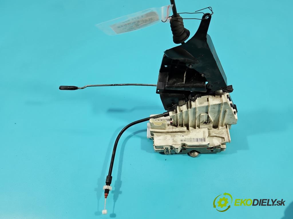 Mercedes A W169 2004-2012 2.0 cdi 109 hp manual 80 kW 1992 cm3 5- zámek přední pravý 1697202835