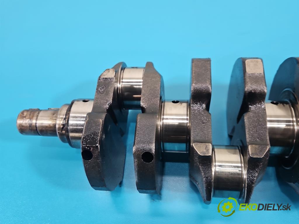 Toyota Rav4 II 2000-2005 2.0 D4D 1CD 133 HP manual 98 kW 1995 cm3 5- Hřídel: kľukový 1CD (Blok motora ostatné)