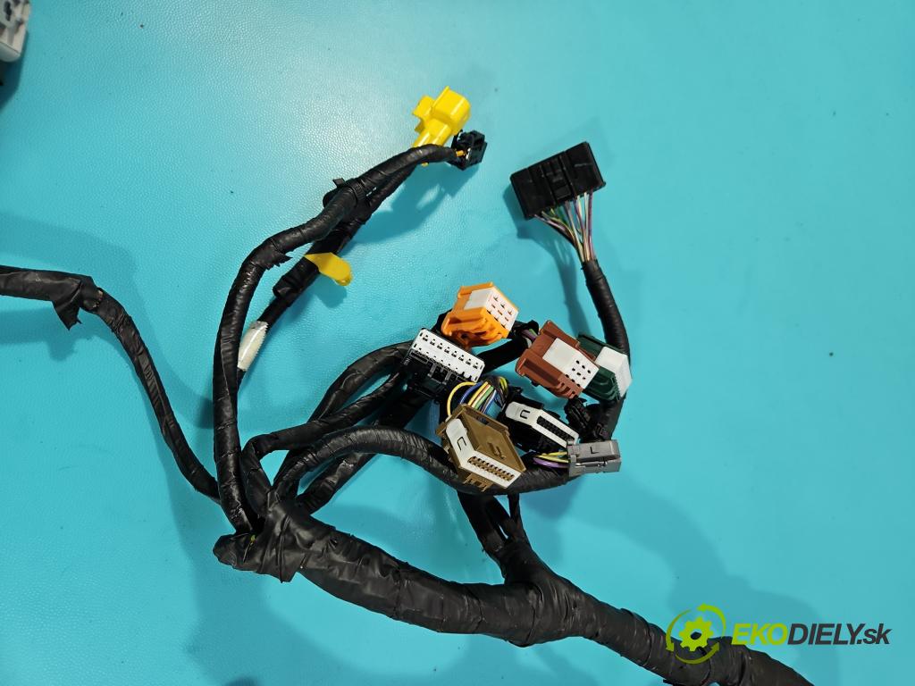 Ford Fusion USA 2012-2020 2.0 EcoBoost: 241KM automatic 177 kW 1999 cm3 4- Balíček: FU5T-14D231-JPCP7