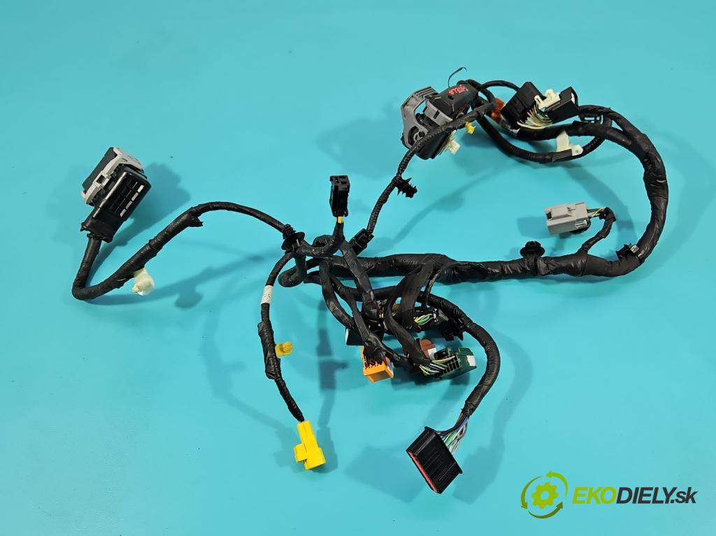 Ford Fusion USA 2012-2020 2.0 EcoBoost: 241KM automatic 177 kW 1999 cm3 4- Balíček: FU5T-14D231-JPCP7