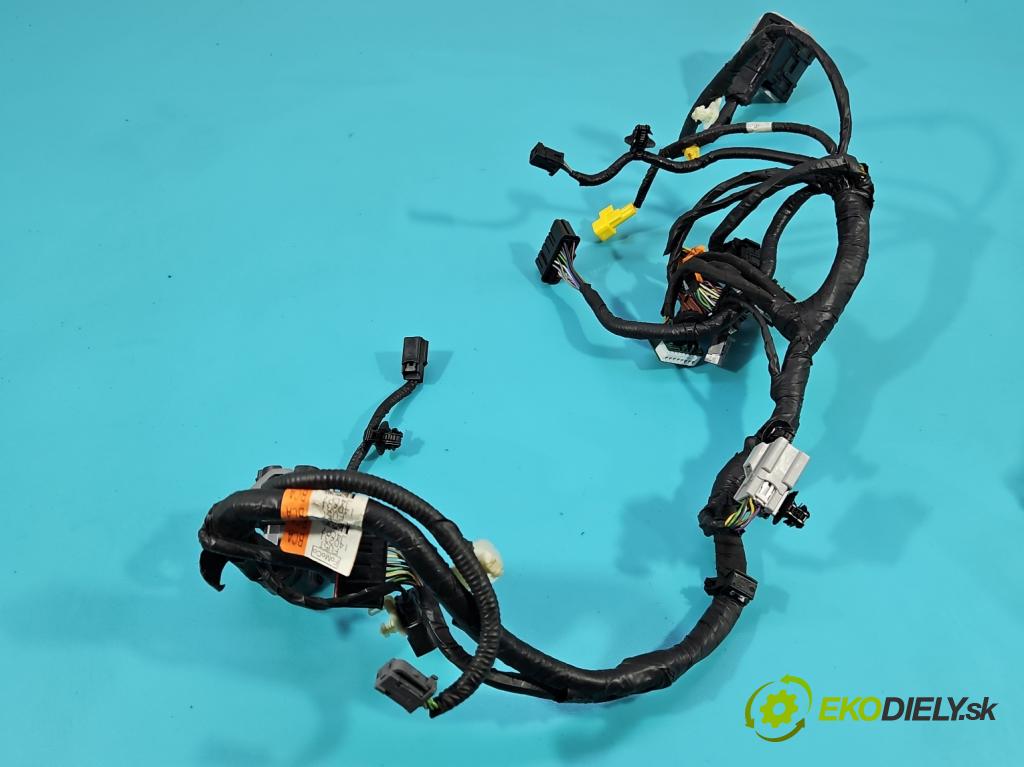 Ford Fusion USA 2012-2020 2.0 EcoBoost: 241KM automatic 177 kW 1999 cm3 4- Balíček: FU5T-14D231-JPCP7