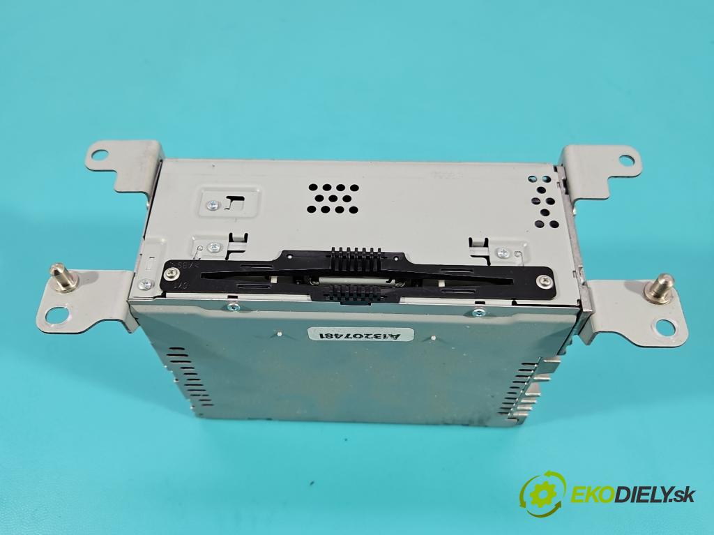 Ford Fusion USA 2012-2020 2.0 EcoBoost: 241KM automatic 177 kW 1999 cm3 4- Radio originál HS7T-19C107-AA