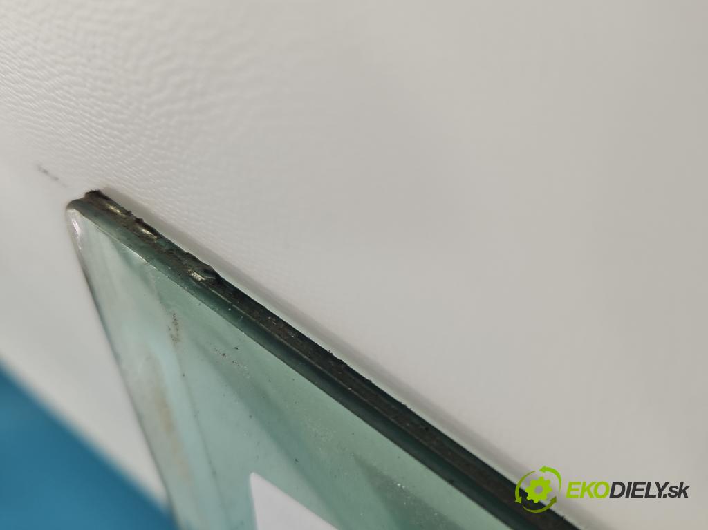 Ford Fusion USA 2012-2020 2.0 EcoBoost: 241KM automatic 177 kW 1999 cm3 4- sklo dvere predné pravé