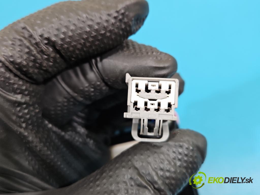 Ford Fusion USA 2012-2020 2.0 EcoBoost: 241KM automatic 177 kW 1999 cm3 4- riadiaca jednotka ostatné DU5A-96600D56-CB