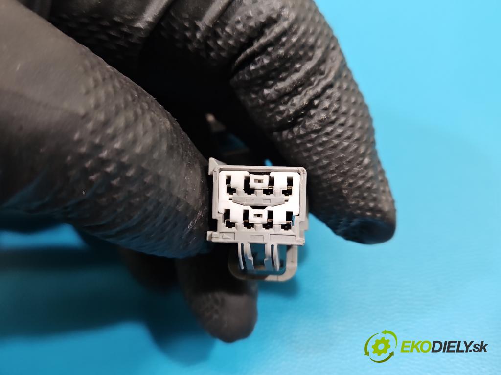 Ford Fusion USA 2012-2020 2.0 EcoBoost: 241KM automatic 177 kW 1999 cm3 4- riadiaca jednotka ostatné DU5A-96600D56-CB