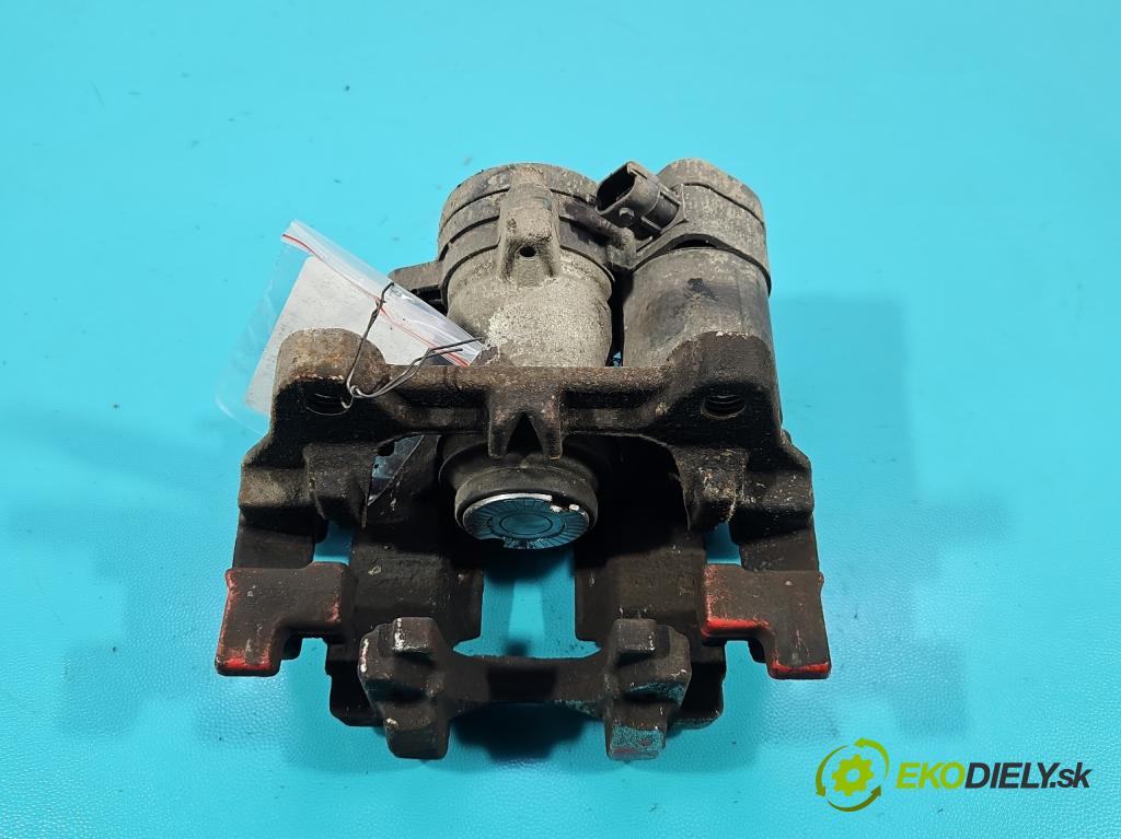 Ford Fusion USA 2012-2020 2.0 EcoBoost: 241KM automatic 177 kW 1999 cm3 4- brzdič zadní pravý  (Klika dveří ostatní)