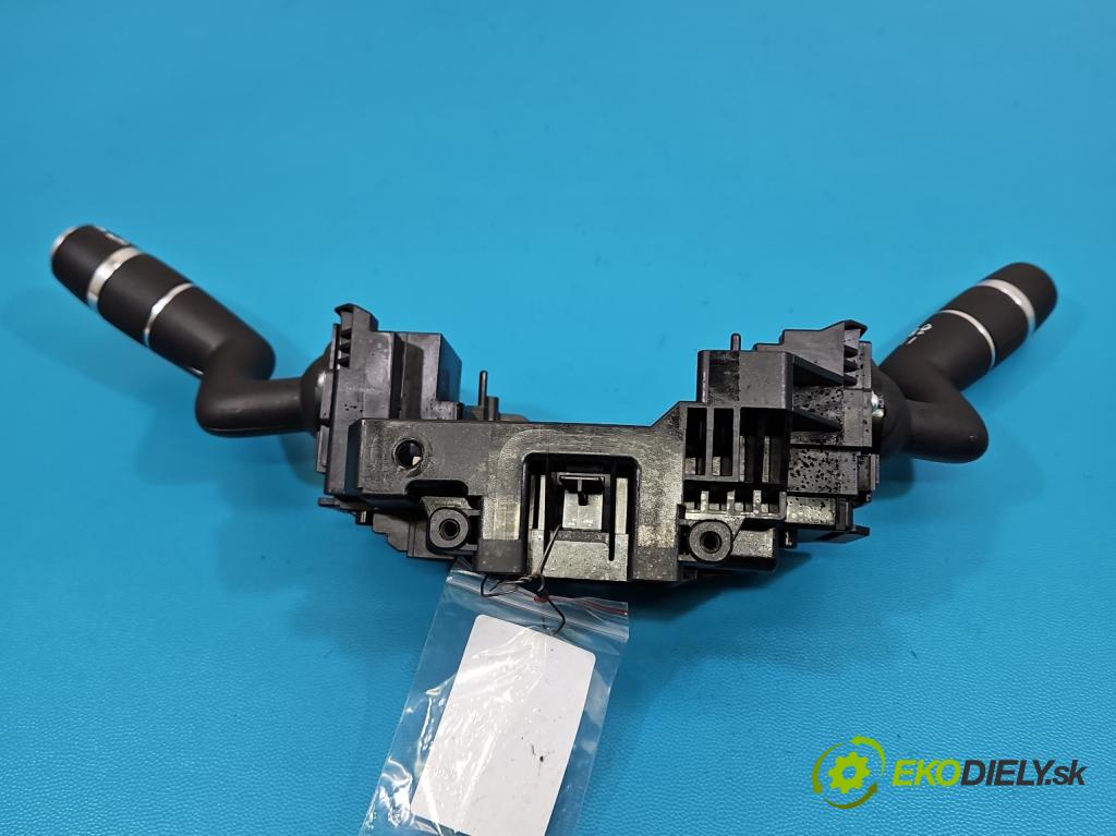 Jaguar F-Pace 16- 2.0d 241KM automatic 177 kW 1999 cm3 5- prepínač komplex: HPLA-13N064-TB (Prepínacie páčky pod volantom)